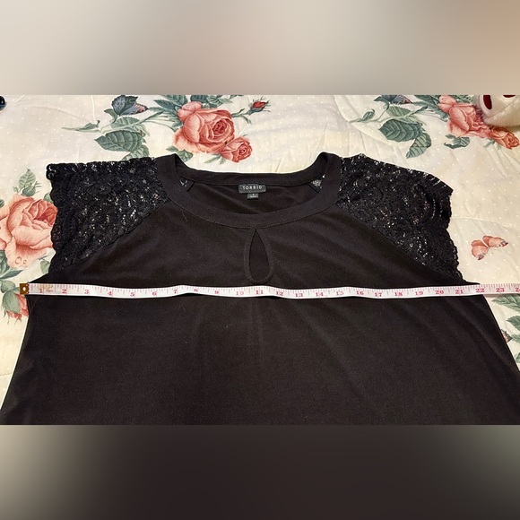 Torrid Blouse with Lace Cap Sleeves - Picture 7 of 8